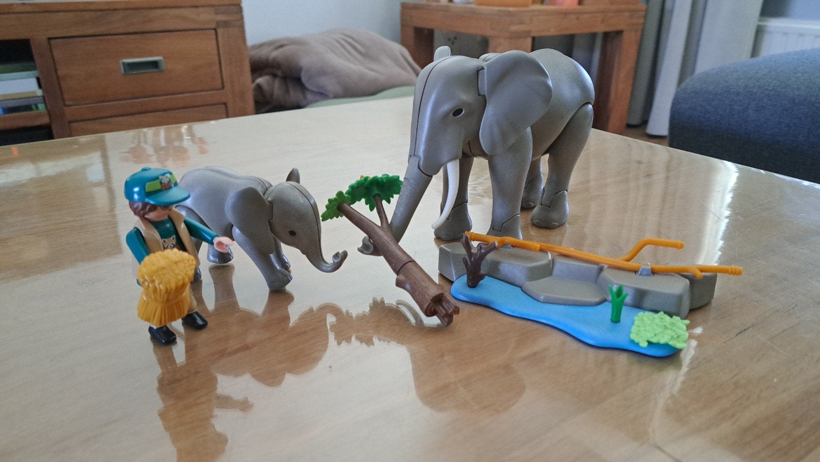 Playmobil Olifanten Familie met Verzorger (70324), Ophalen, Gebruikt, Jongen of Meisje