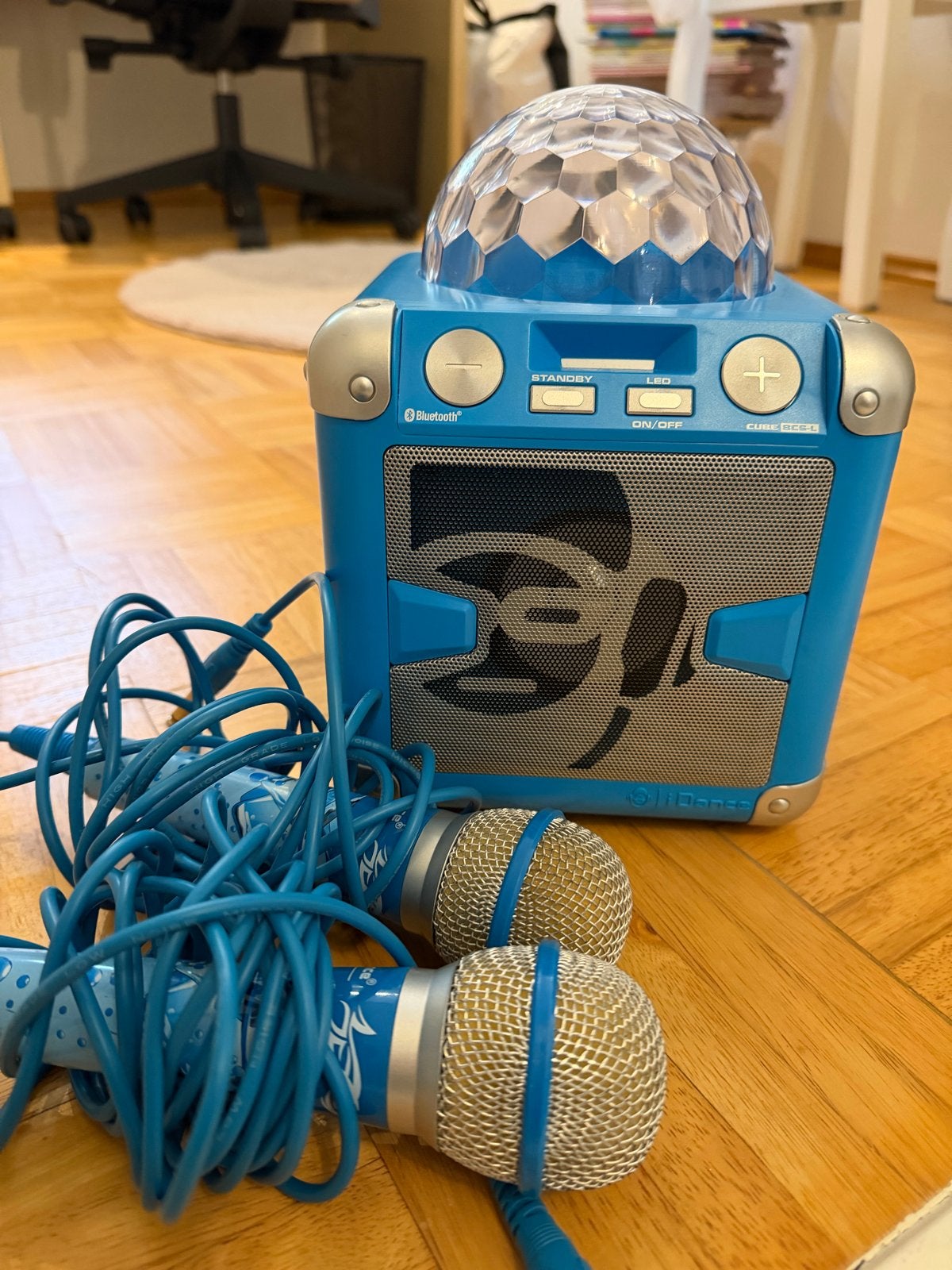Karaoke set i-dance, met discolamp+2 microfoons, Ophalen, Zo goed als nieuw, Complete set
