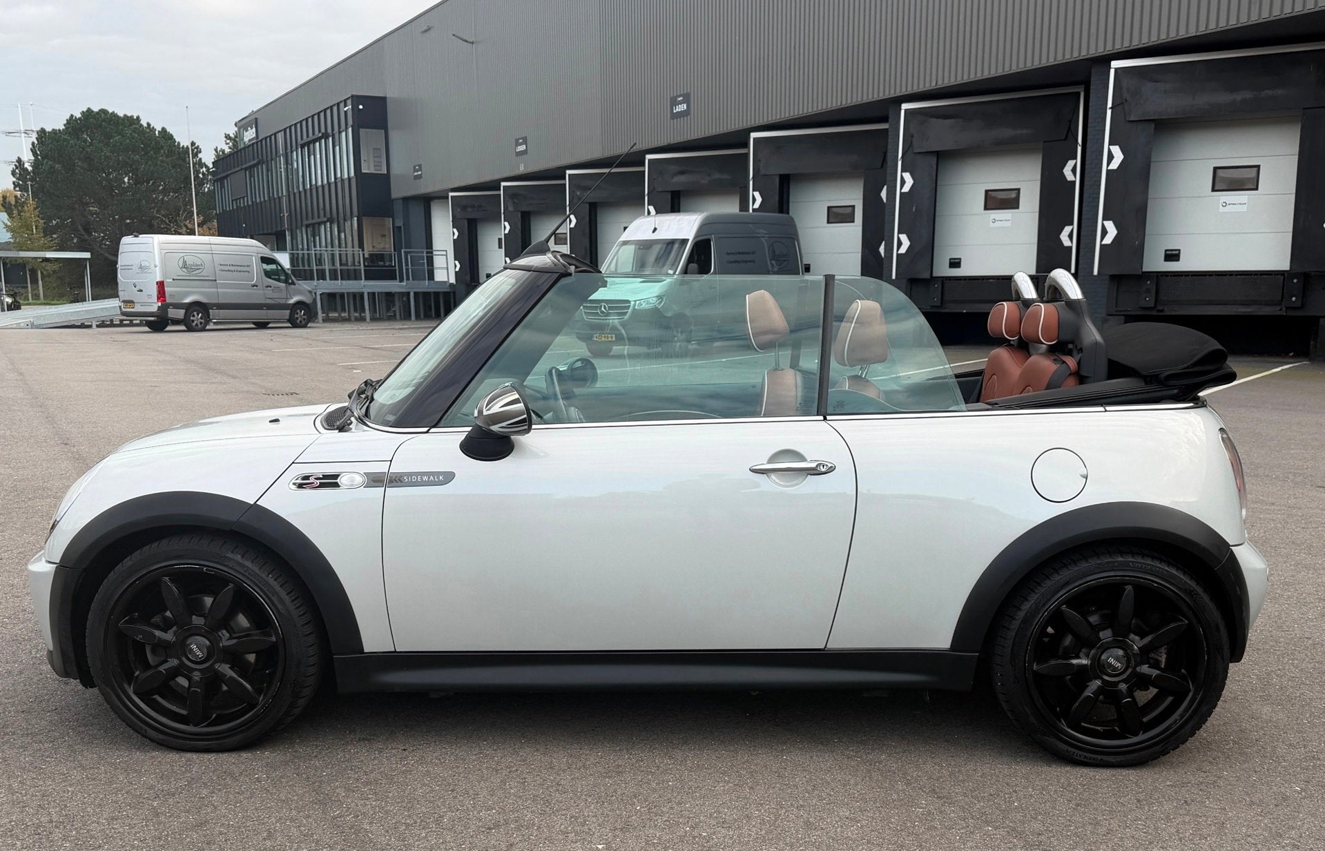 Mini Cabrio 1.6 Cooper S Sidewalk LEDER/CRUISE/CLIMA/LMV, Auto's, Voorwielaandrijving, Gebruikt, 4 cilinders, Cabriolet