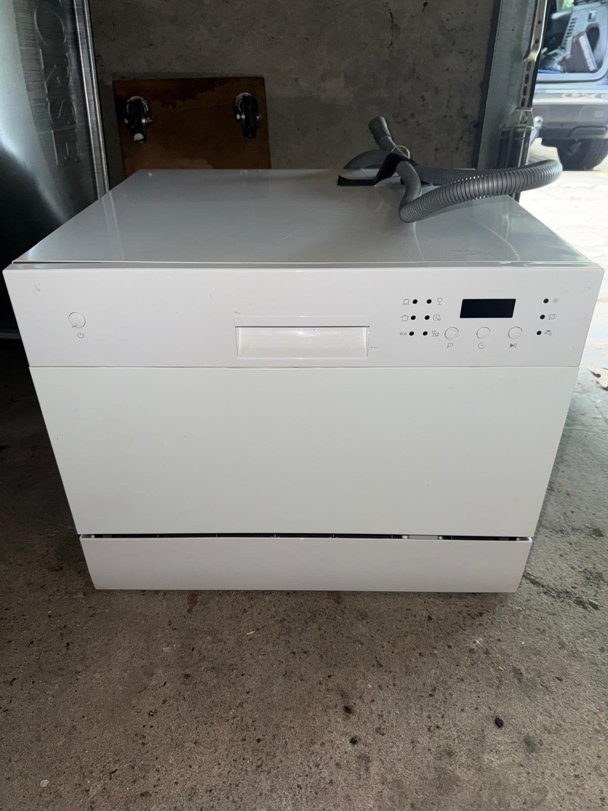 Vaatwasmachine, Ophalen, Zo goed als nieuw, Vrijstaand, 85 tot 90 cm
