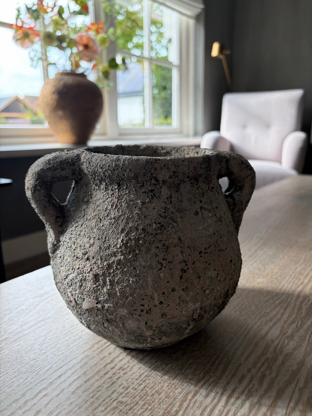 Decoratieve pot 'New-Classic' - Aardetinten, D.20 H.17, Huis en Inrichting, Ophalen, Grijs, Steen/keramiek, Klassiek