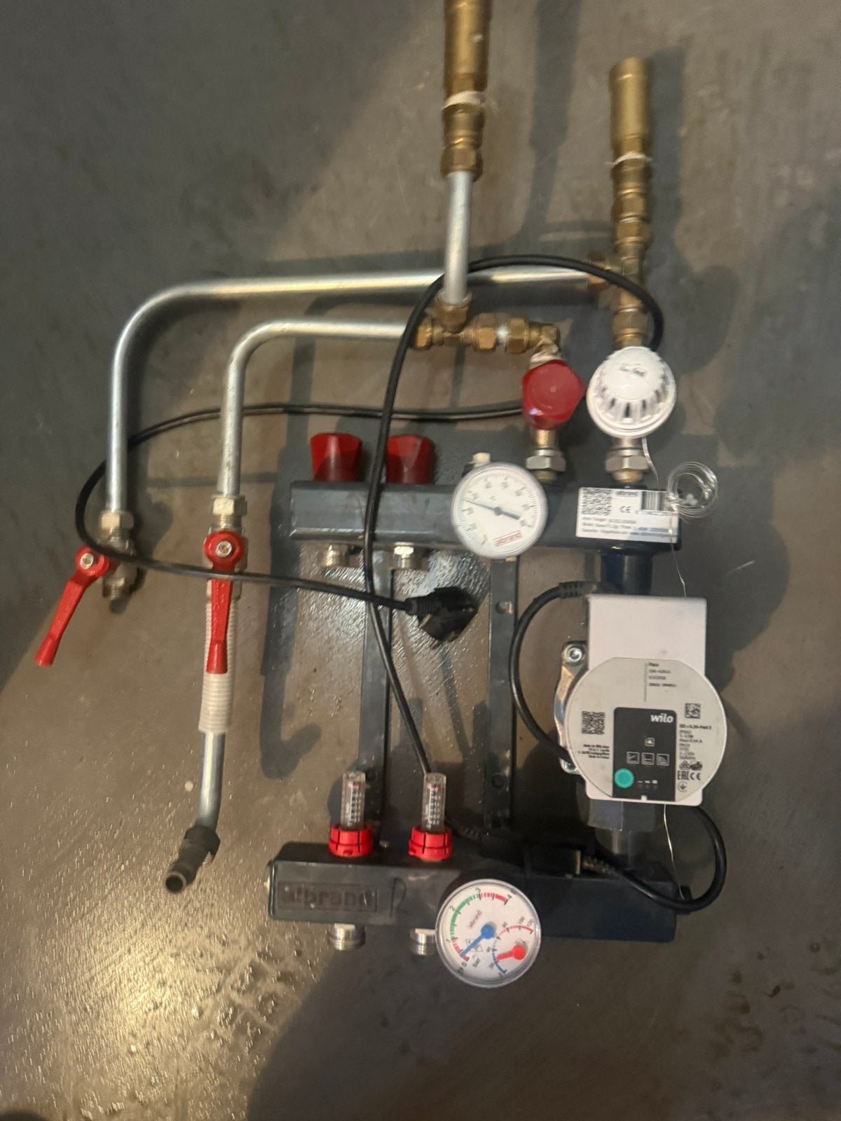 Vloerverwarming pomp 2 groepen, Doe-het-zelf en Verbouw, Verwarming en Radiatoren, Ophalen, Gebruikt, Minder dan 30 cm, Overige typen