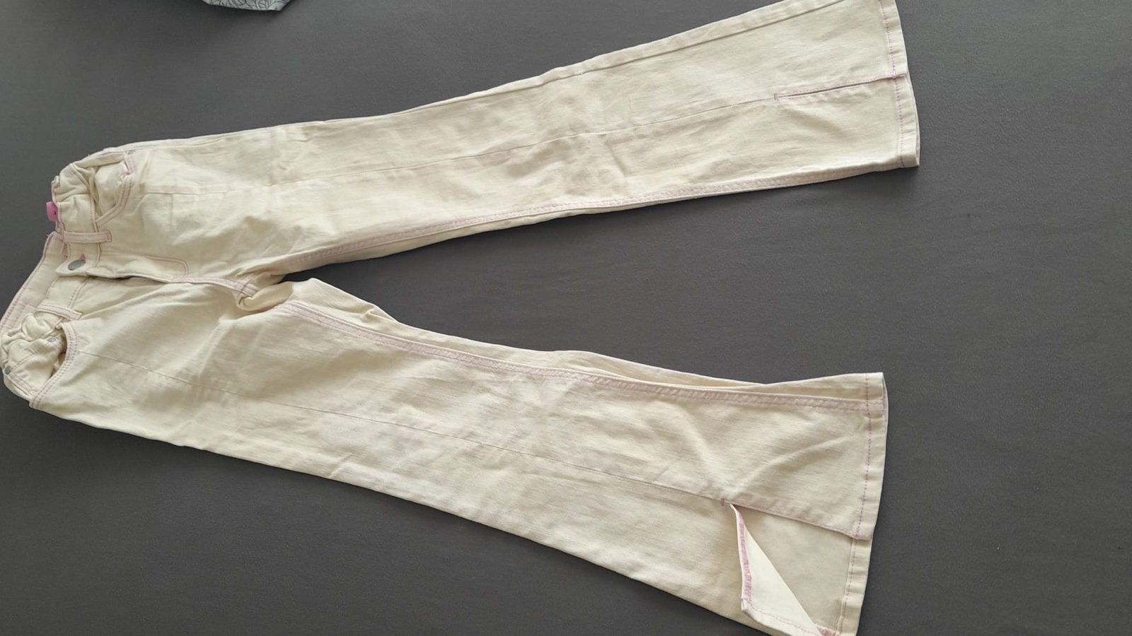 Hema flared fit broek maat 146, Ophalen, Zo goed als nieuw, Meisje, Broek