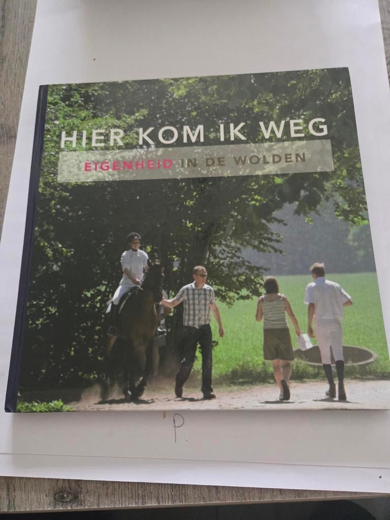 Hier Kom Ik Weg: Eigenheid in de Wolden - Boek, Ophalen of Verzenden
