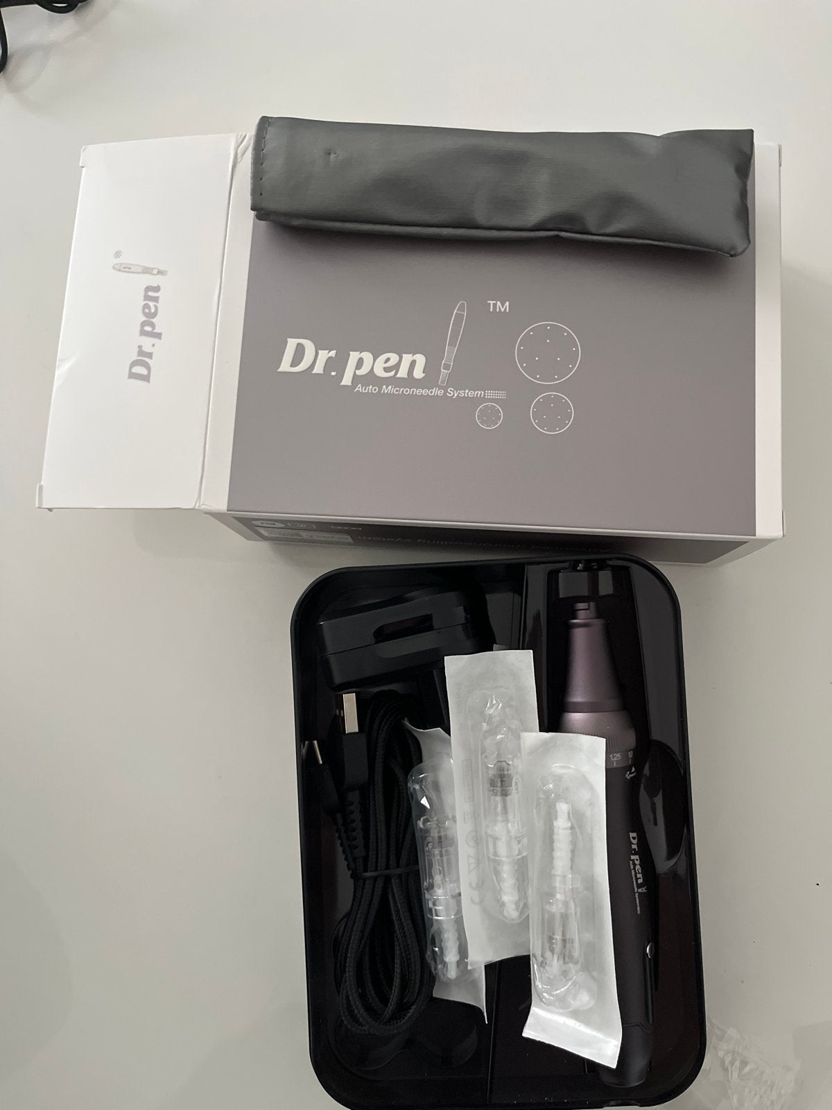 Dr. Pen Auto Microneedling System - Nieuw in doos, Ophalen of Verzenden, Nieuw, Gehele gezicht, Verzorging