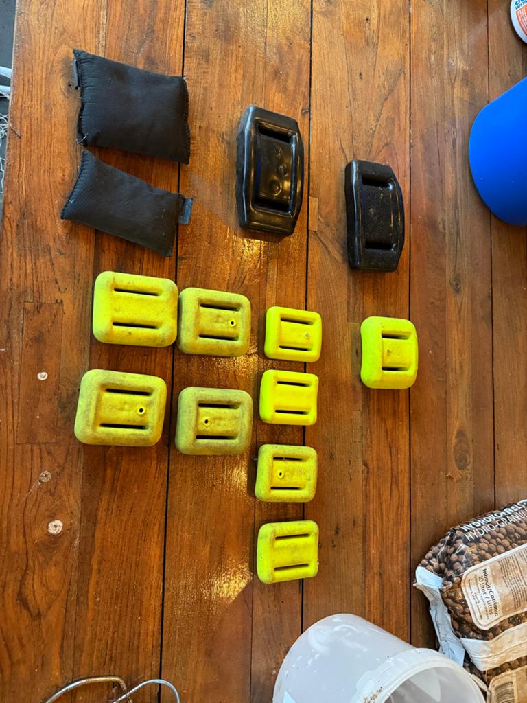 Duiklood set: 23 kg hardlood en 2 zakjes softlood, Watersport en Boten, Duiken, Ophalen of Verzenden, Gebruikt, Lood of Loodgordel