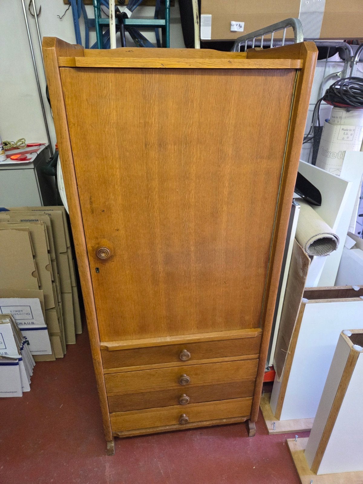 Mooi houten kastje met veel opbergruimte en 4 laden, Ophalen, Gebruikt, Met deur(en), 50 tot 100 cm