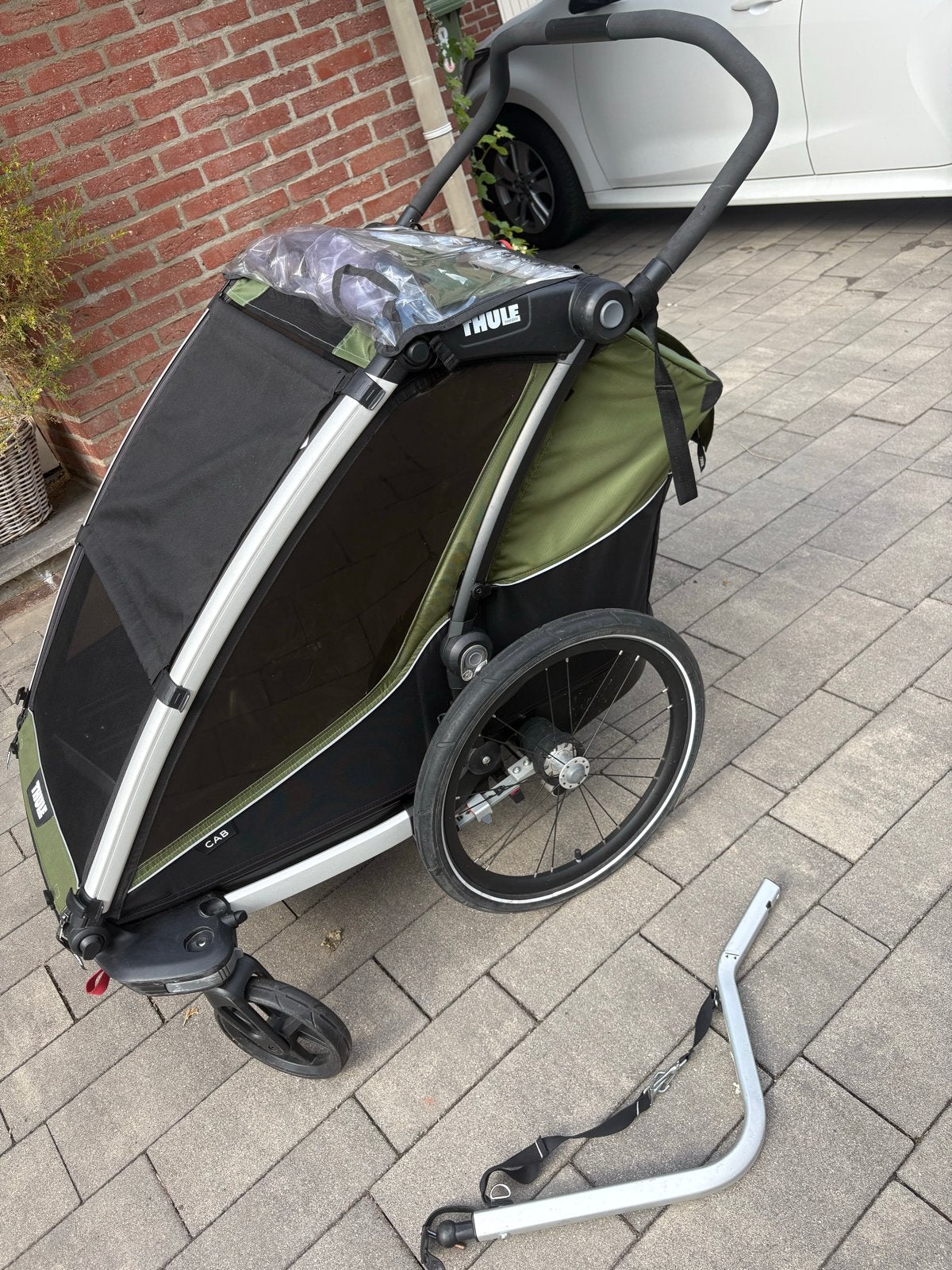 Thule Chariot Cab 2 - Kinderkar met vering en opvouwbaar, Fietsen en Brommers, Ophalen, Gebruikt, Vering, Kinderkar