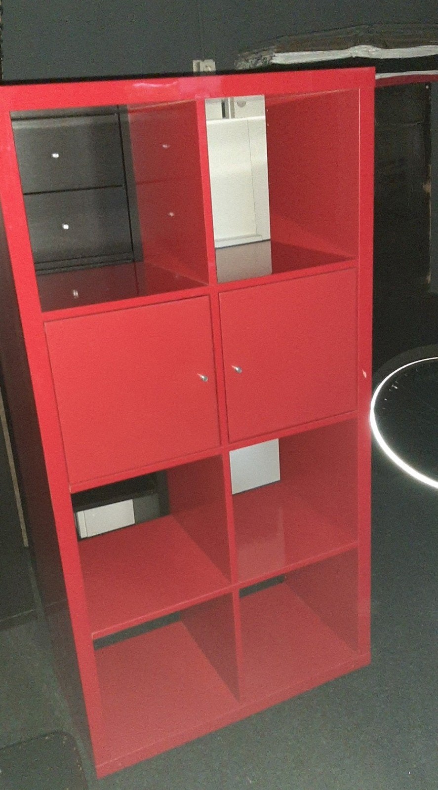 Ikea kallax Vakkenkast met deurtjes Rood, Ophalen, Zo goed als nieuw