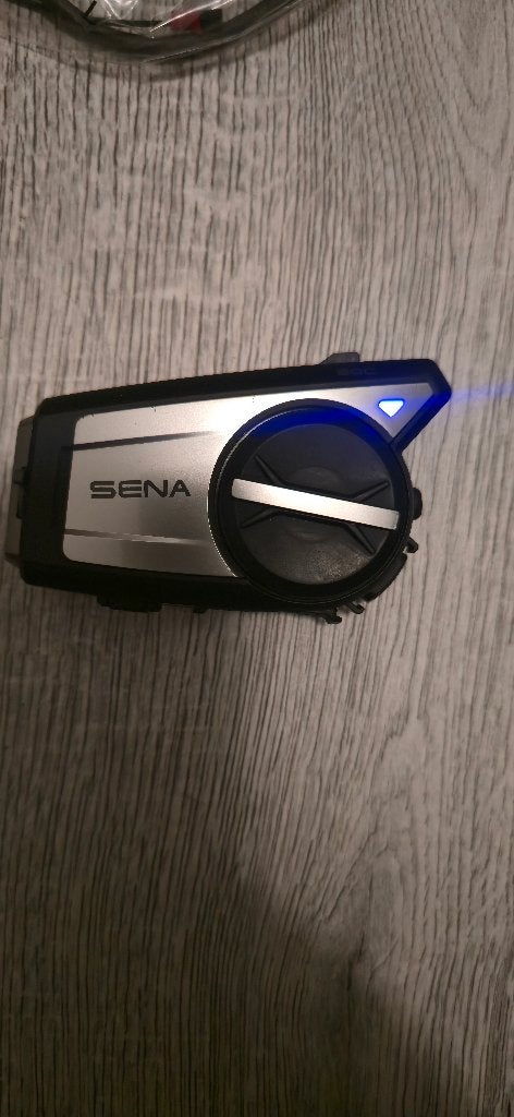 Sena 50C Sound Harman Kardon + 4K Camera, Ophalen, Gebruikt