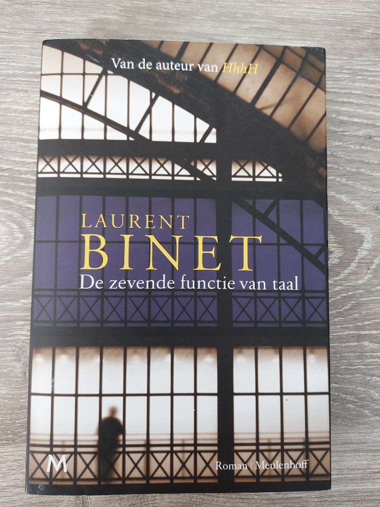 Laurent Binet - De zevende functie van taal, Ophalen of Verzenden, Zo goed als nieuw, Laurent Binet