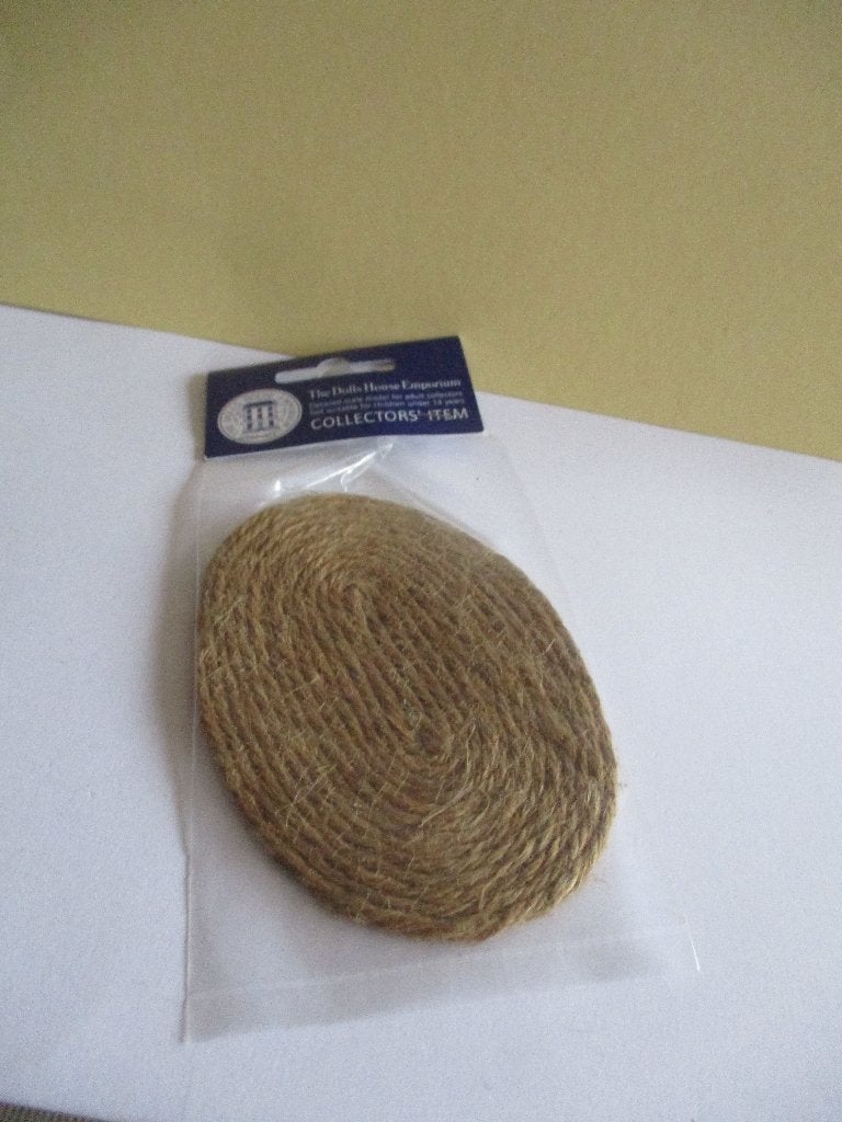 poppenhuis leuk ovaal vloerkleed, Ophalen of Verzenden, Zo goed als nieuw, Decoratie