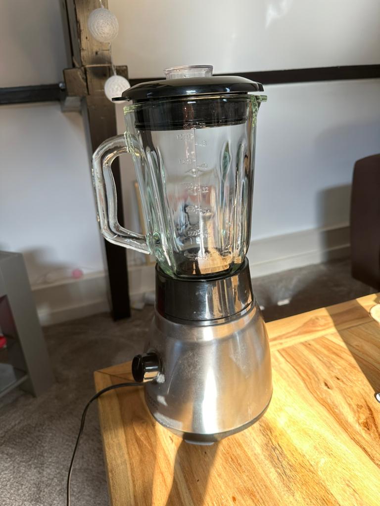 Russell Hobbs blender – nauwelijks gebruikt, lekkage, Witgoed en Apparatuur, Blenders, Ophalen, Gebruikt, Blender