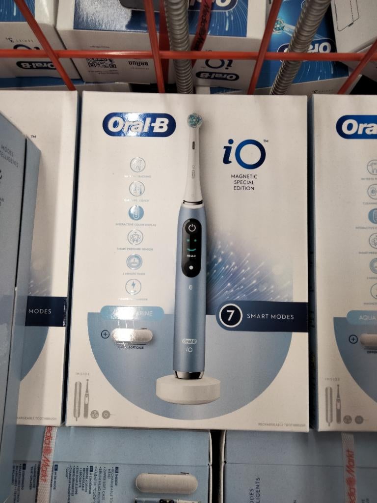 ORAL-B elektrische tandenborstel IO Metalic blauw, Ophalen of Verzenden, Nieuw, Mondverzorging