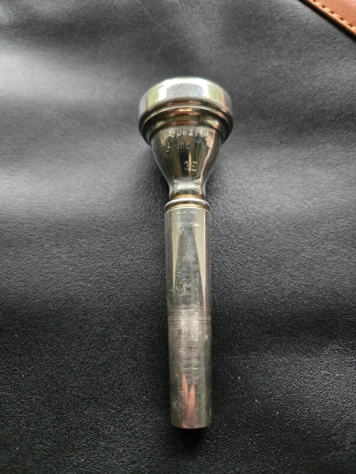 Trompet mondstuk Bruno Tilz 3E spezial (zilver), Ophalen of Verzenden, Gebruikt, Bes-trompet