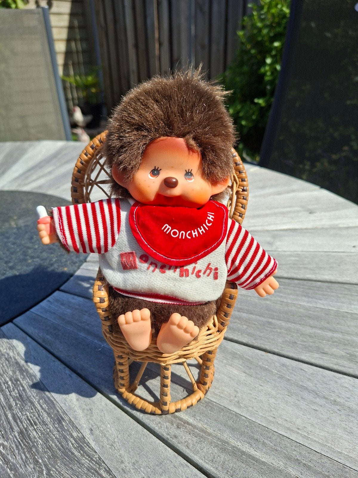 Vintage Monchhichi met Rotan Stoeltje (Jaren '80), Ophalen, Overige merken, Overige karakters, Zo goed als nieuw