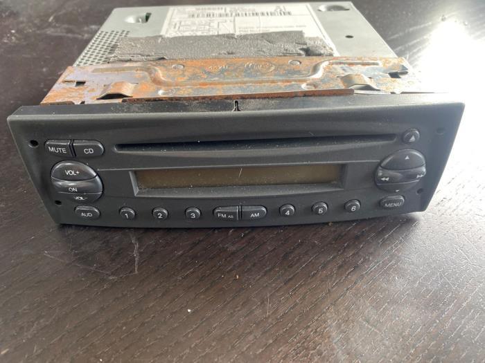 Radio van een Fiat Ducato, Gebruikt, -, -, Fiat