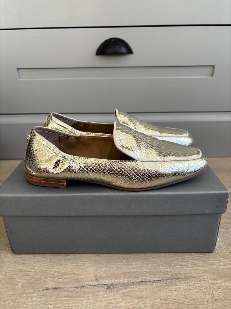 Nieuwstaat loafers Maruti goud maat 39, Overige kleuren, Instappers, Ophalen of Verzenden, Zo goed als nieuw