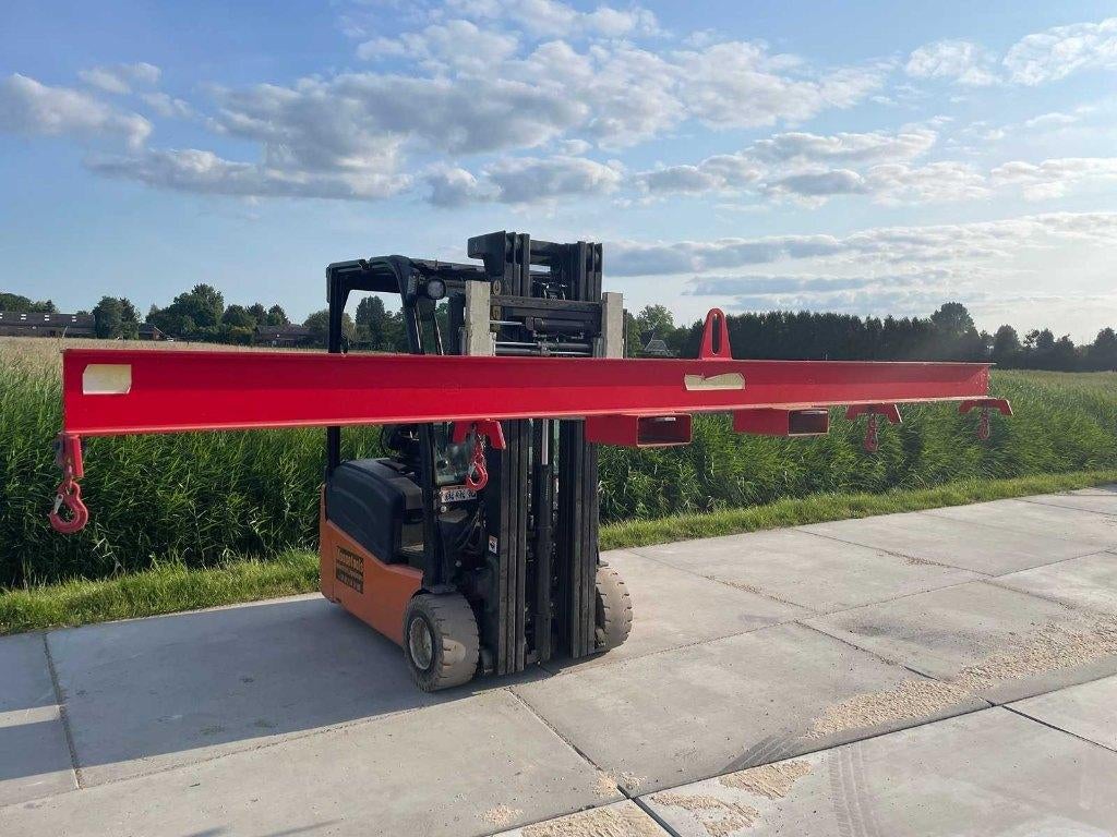 Hijsbalk 4 meter, Doe-het-zelf en Verbouw, Overige Doe-het-zelf en Verbouw, Ophalen, Zo goed als nieuw