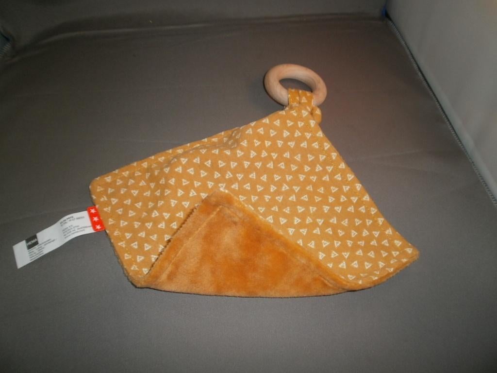 HEMA doekje speen doek bruin okergeel wit werkje houten ring, Ophalen of Verzenden, Nieuw, Overige typen
