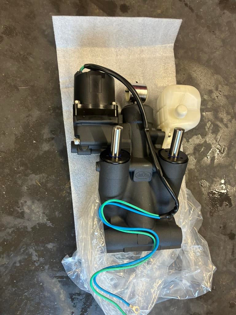 Nieuwe complete Powertrim, met garantie, Yamaha Suzuki Honda, Watersport en Boten, Amosa, Nieuw, Ophalen of Verzenden, Motor en Techniek