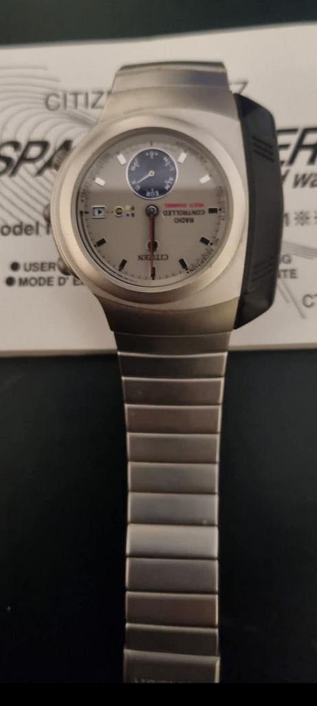 Zeldzame horloge, Ophalen of Verzenden, Staal, Overige merken, 1960 of later