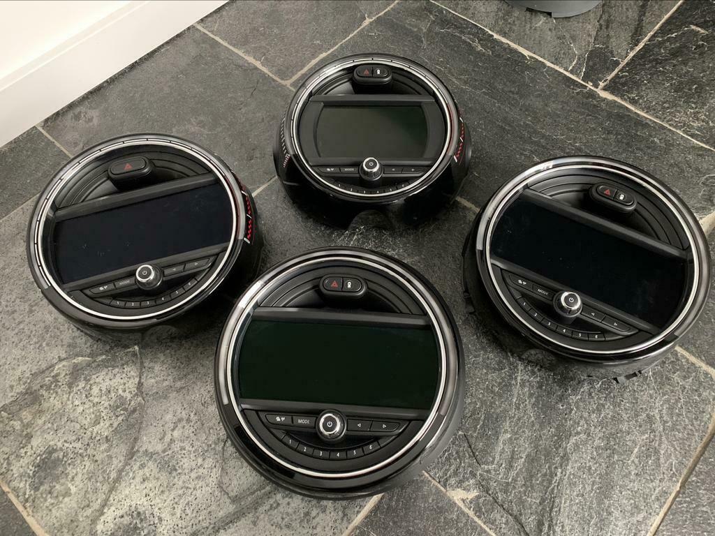 Mini F54/F55/F56/F57/F60 Diverse displays 8.8 (touch) en 6.5, Ophalen of Verzenden, Zo goed als nieuw