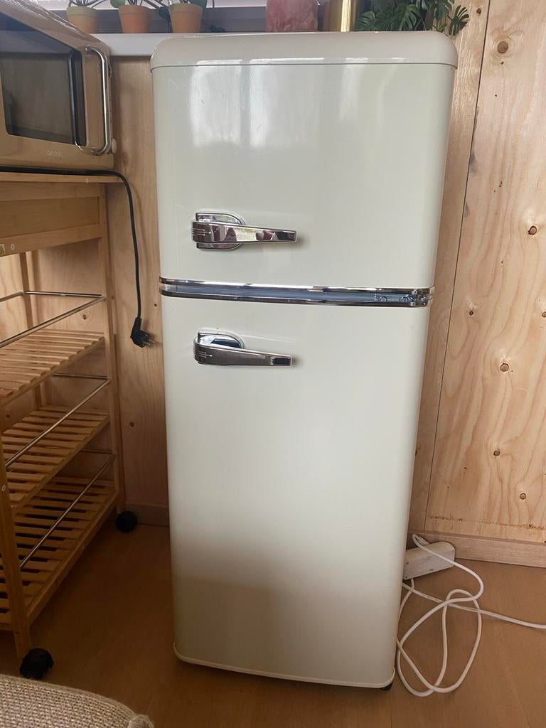 Retro Koel-vriescombinatie - Hoger dan Tafelmodel, Gebruikt, Minder dan 45 cm, 100 tot 150 liter, Energieklasse A of zuiniger