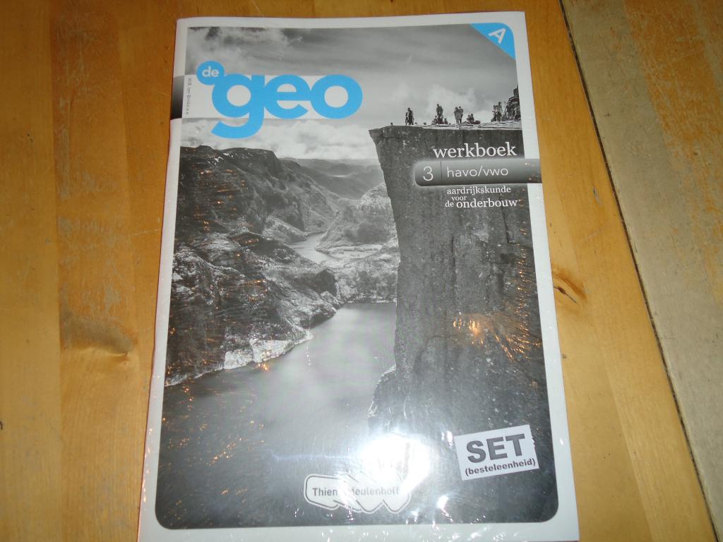 Nieuw De Geo werkboek A en B Aardrijkskunde 3 Havo VWO (G), Boeken, Ophalen of Verzenden, Nieuw, HAVO, Aardrijkskunde