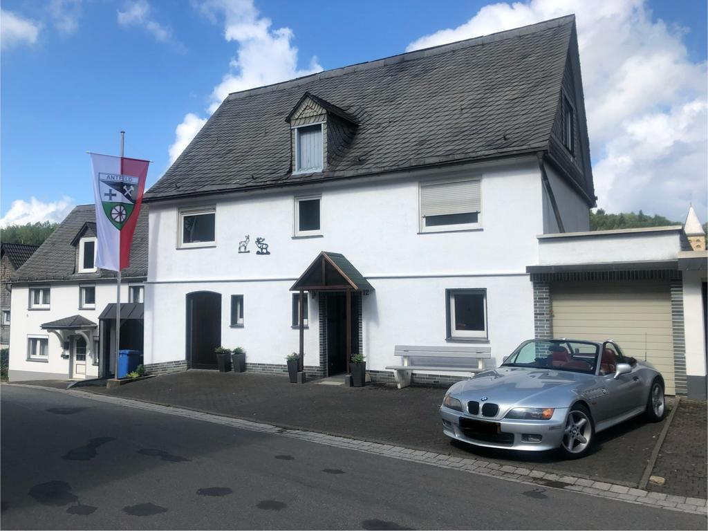 Feriënhaus Antfeld. Prachtig, ruim vakantie huis, Sauerland, 4 of meer slaapkamers, Sauna, Dorp, Overige typen