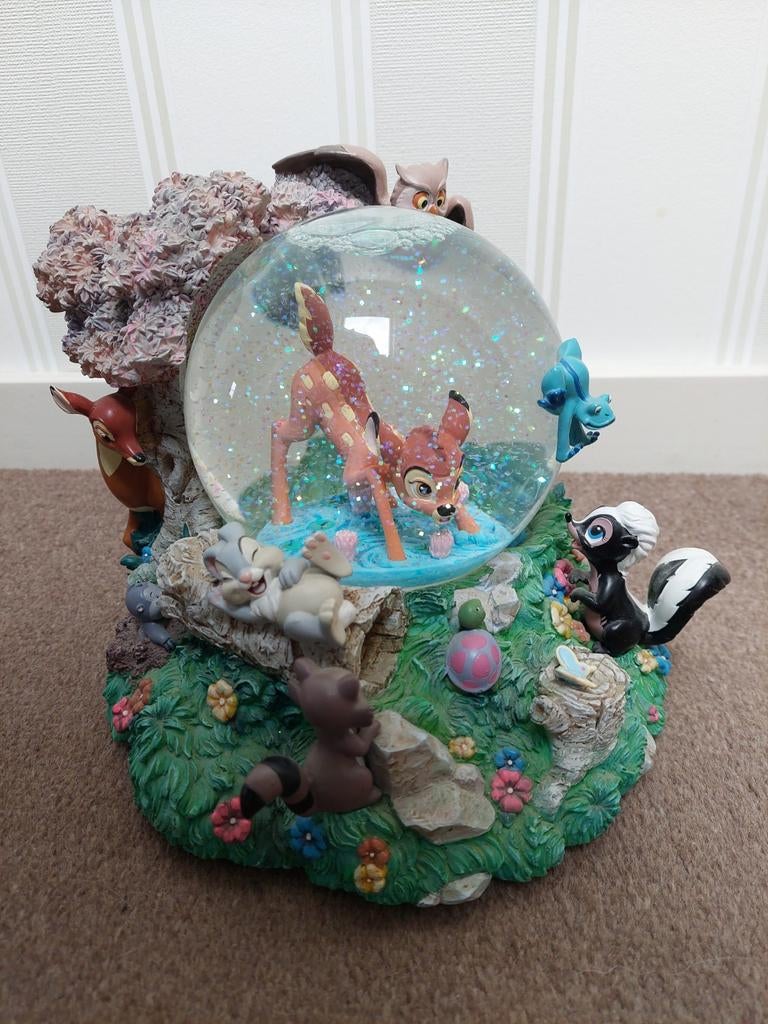 Disney Bambi Sneeuwbol met muziek, Ophalen, Bambi of Dumbo, Zo goed als nieuw, Beeldje of Figuurtje