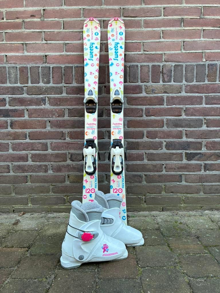 Skies + skischoenen, Sport en Fitness, Skiën en Langlaufen, Ophalen, Gebruikt, 100 tot 140 cm, Skiën