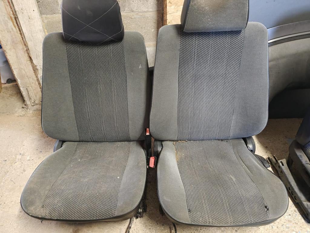 Bmw e30 stoffen voorstoelen +stijlen, Ophalen, Nieuw, BMW