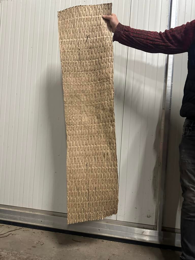 Geshredderd karton opvulmateriaal inpakmateriaal, Zakelijke goederen, Partijgoederen en Retail | Verpakking en Verzending, Ophalen of Verzenden