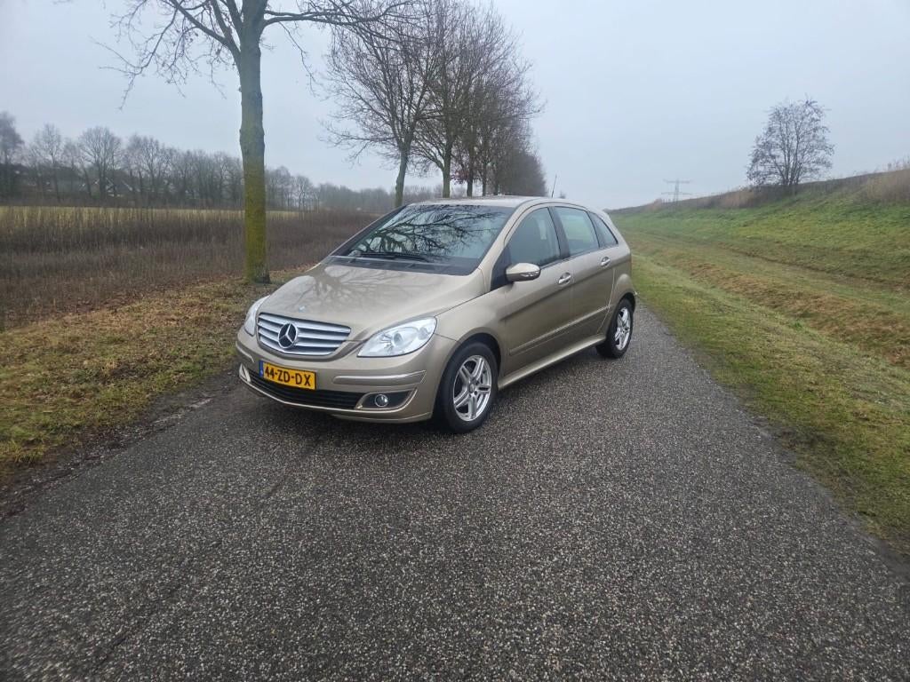 Mercedes-Benz B-Klasse 1.7 B170 5DRS 2008 Beige, Auto's, Voorwielaandrijving, 15 km/l, Zwart, 4 cilinders