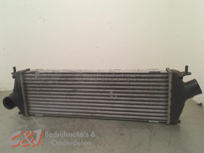 Intercooler van een Opel Vivaro, Gebruikt, -, -, Opel