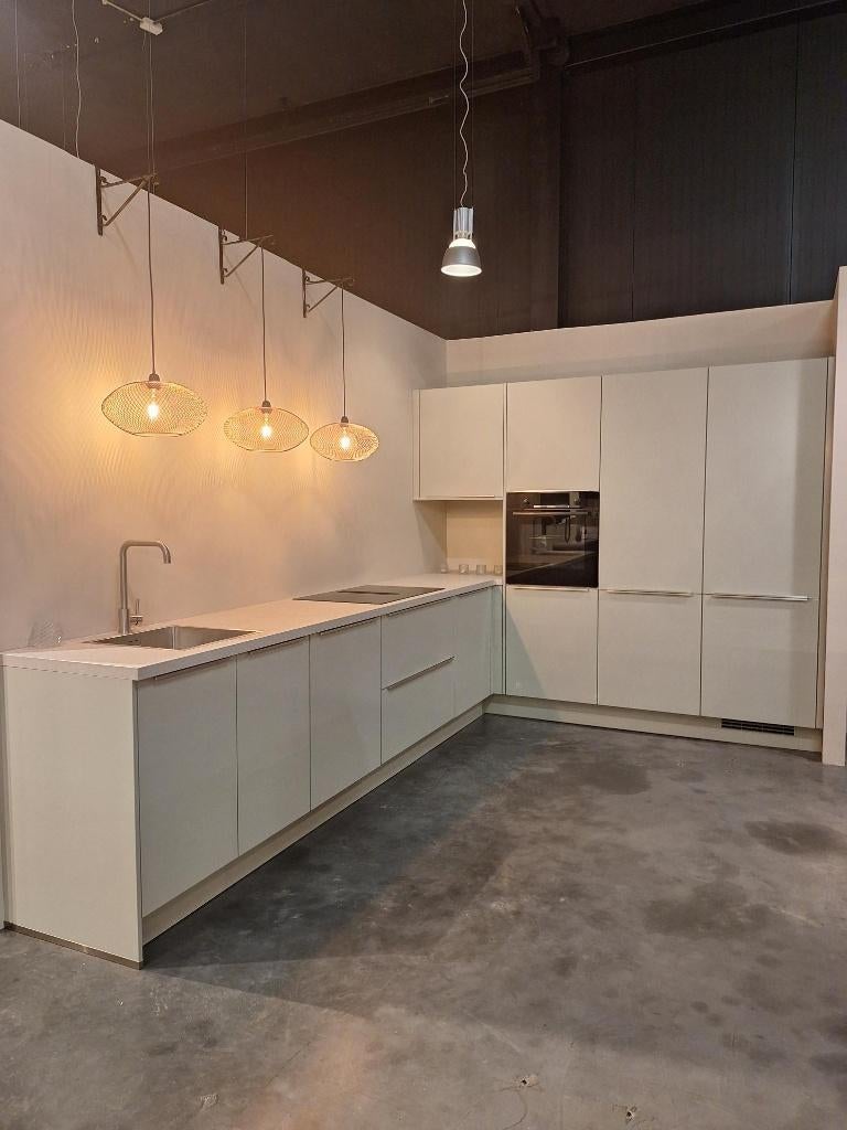 Complete Nieuwe keuken met apparatuur – Keuken Sanne