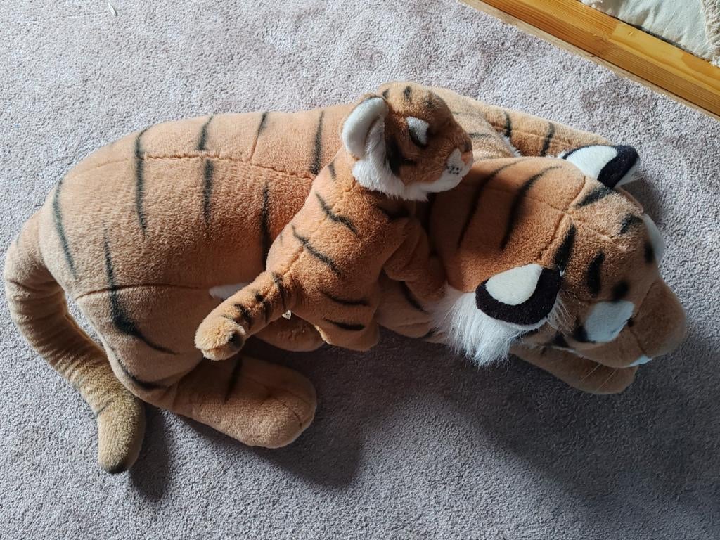 Tijger met welp WWF, Kinderen en Baby's, Speelgoed | Knuffels en Pluche, Ophalen of Verzenden, Zo goed als nieuw, Overige typen