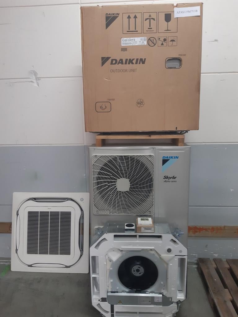 Daikin refurbished/zgan. 7,1/10/12.5 kw cassette., Ophalen of Verzenden, Zo goed als nieuw