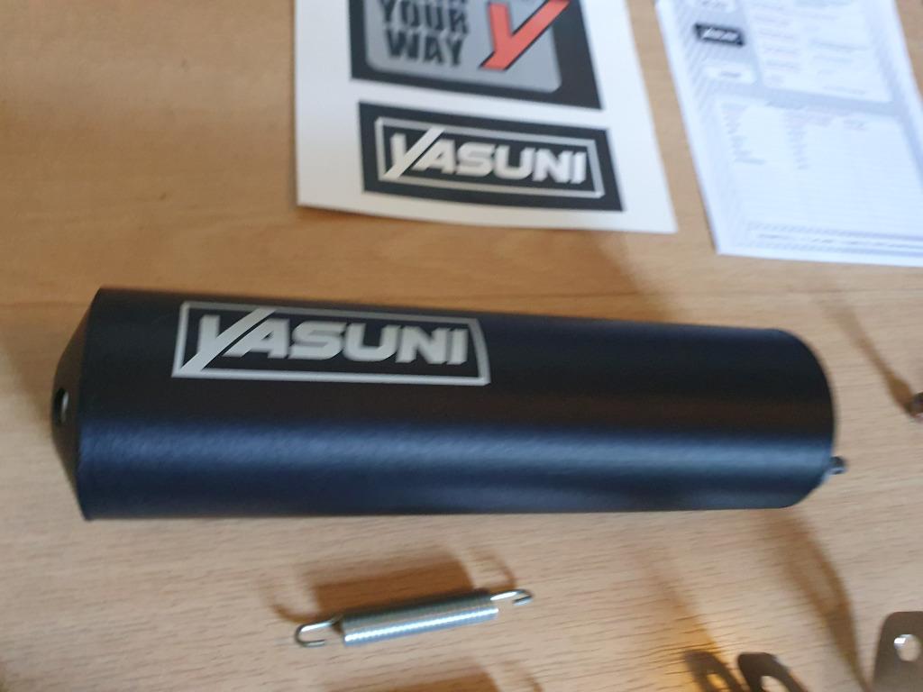 Uitlaat Yasuni R1 Yamaha TZR Zwart Aprilia SR Voca SCR AM6, Fietsen en Brommers, Ophalen, R1, Nieuw, Yasuni