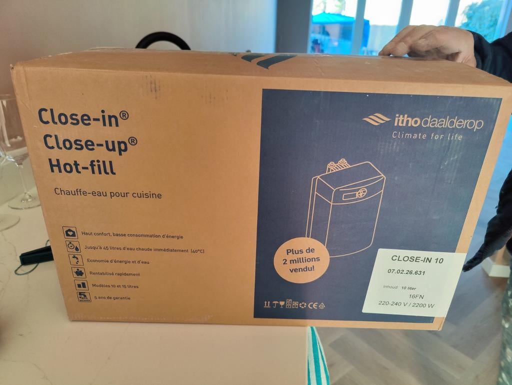 Gloednieuwe keukenboiler, Nieuw, Minder dan 3 jaar oud, Minder dan 20 liter, Boiler