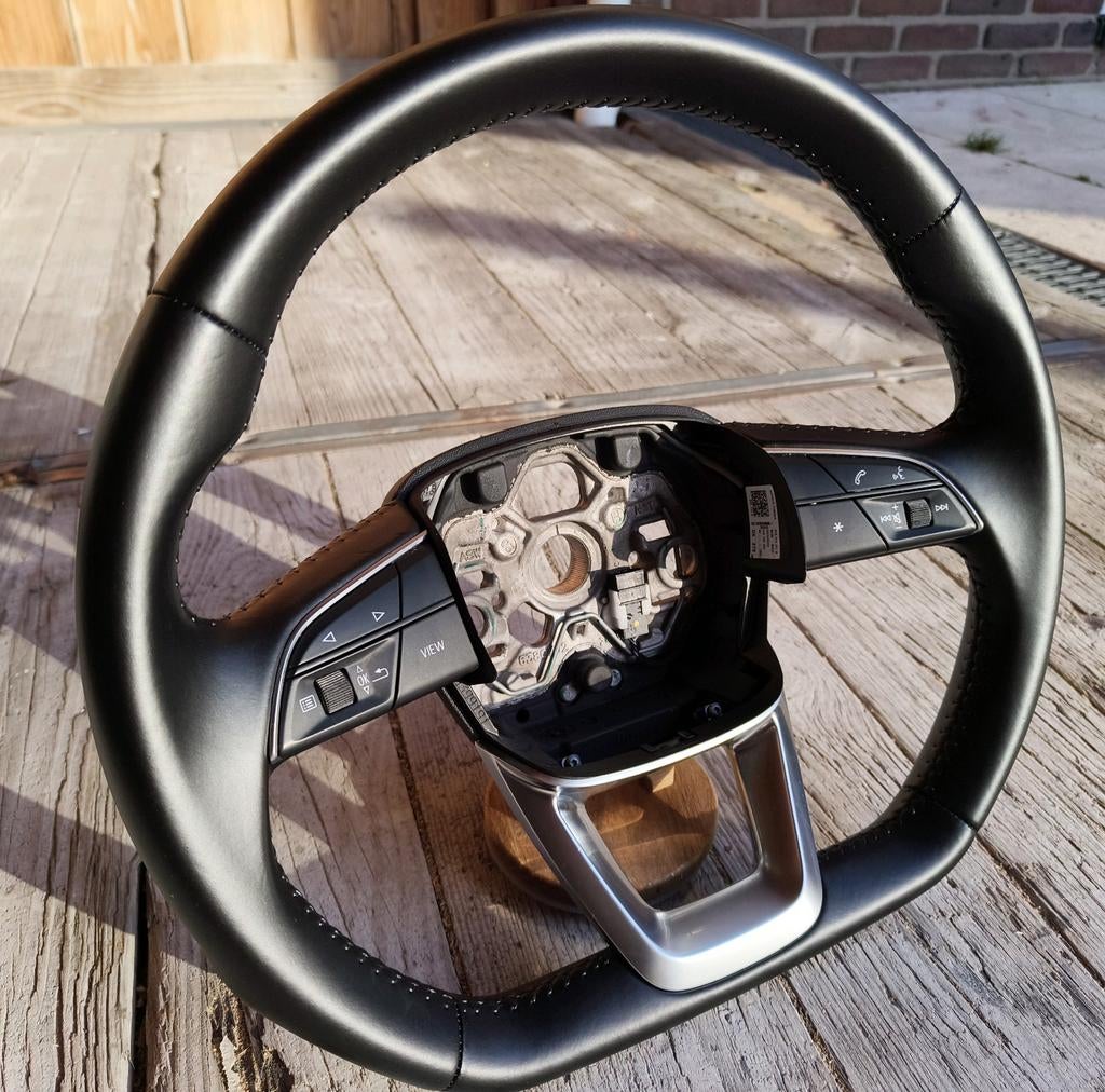 Origineel afgevlakt Audi A3 en Q3 stuur in nieuw staat, Auto-onderdelen, Besturing, Ophalen of Verzenden, Audi