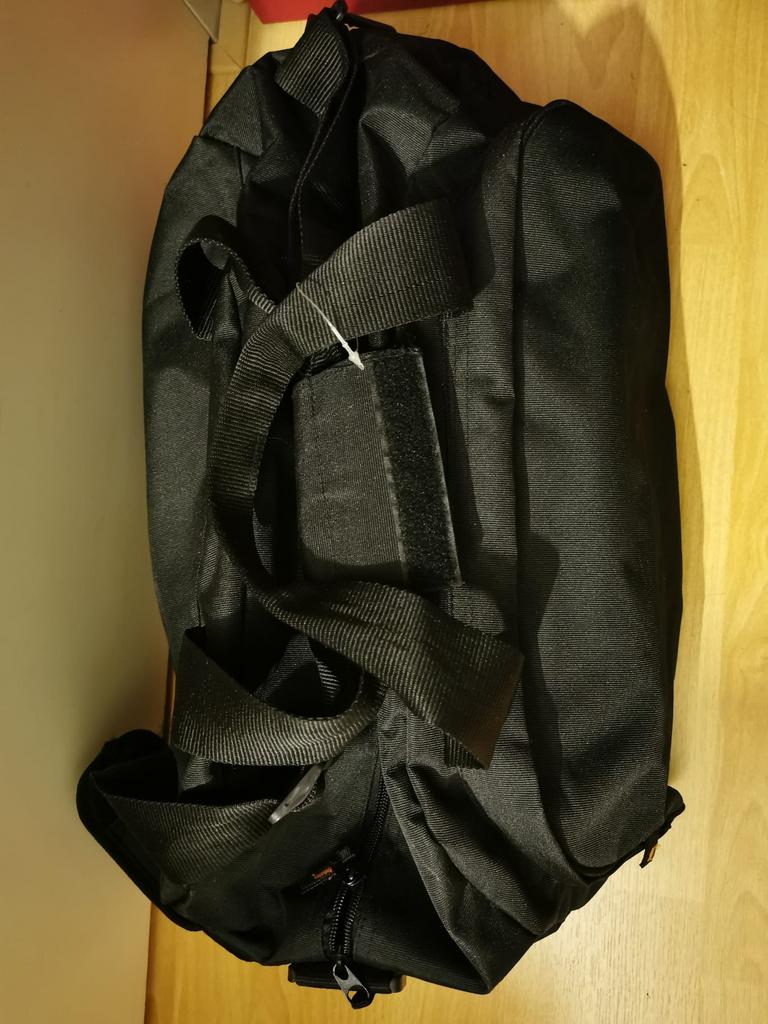 Handige zwarte reistas nieuw, 30 cm of meer, Zwart, Ophalen of Verzenden, Nieuw