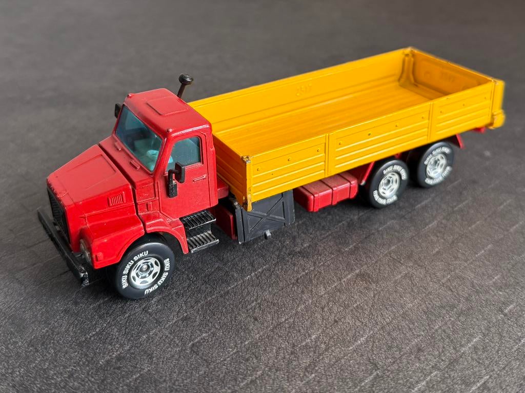 SIKU Volvo 10 1:55, Ophalen of Verzenden, Gebruikt, Bus of Vrachtwagen, SIKU