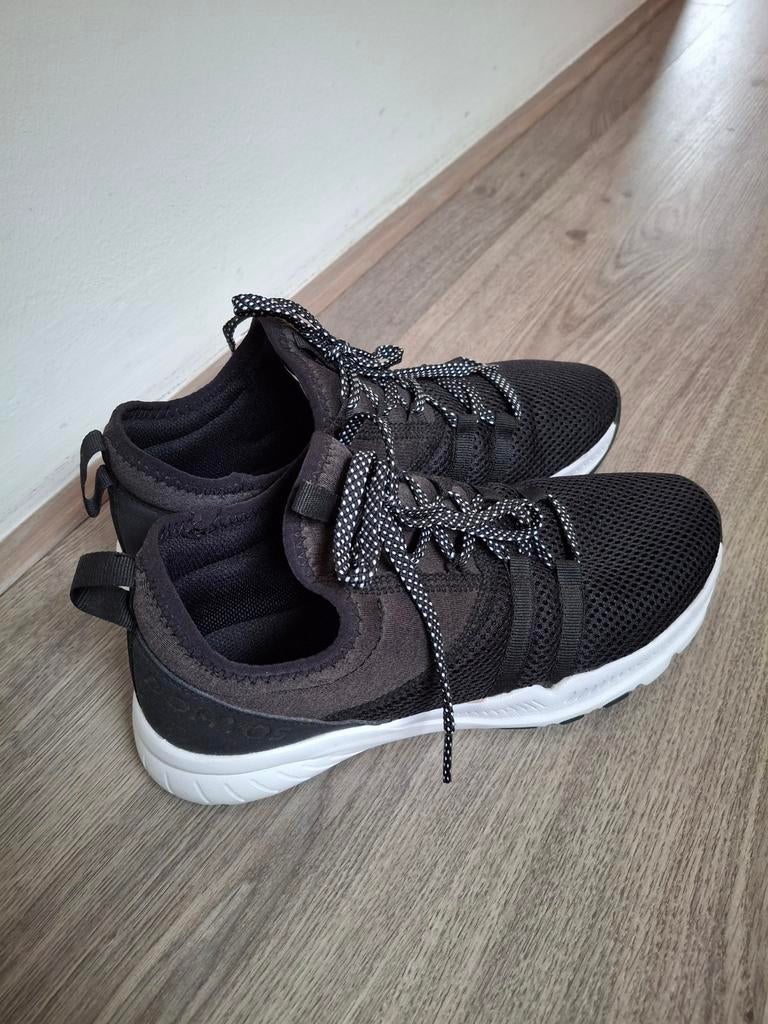 Sport schoenen, Ophalen