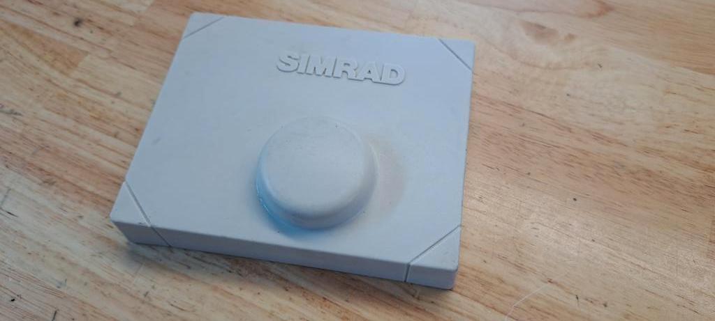 Simrad Afdekkap stuurautomaat, Cover autopilot, Watersport en Boten, Navigatiemiddelen en Scheepselektronica, Ophalen of Verzenden