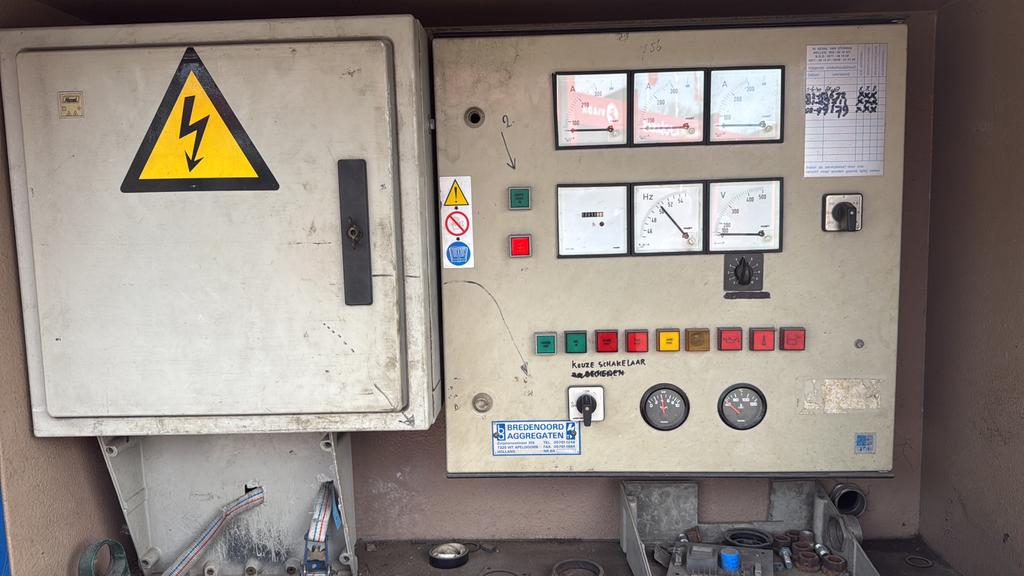 Foto 9 van Generator 200 KVA DAF197KW