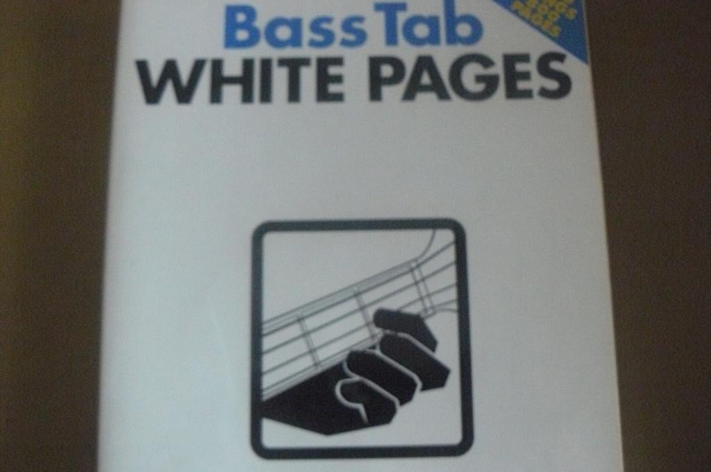 BAS / BASS TAB / White Pages / Bass guitar transcriptions, Muziek en Instrumenten, Bladmuziek, Gebruikt, Artiest of Componist