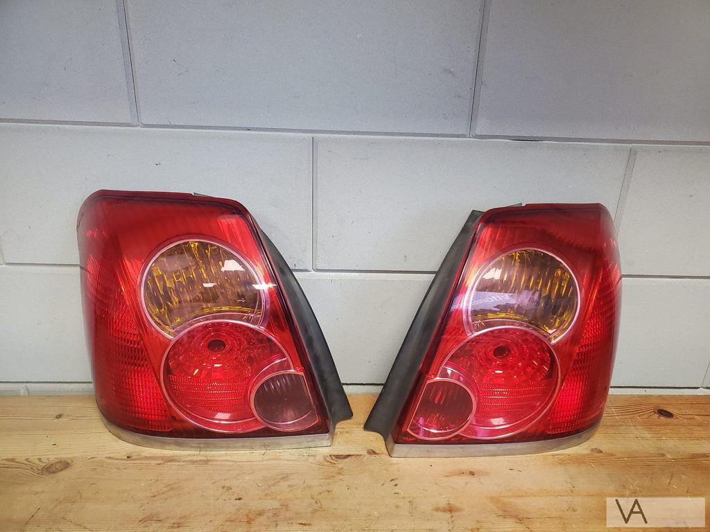 Toyota Avensis T25 2002 - 2009 achterlicht links rechts €70, Auto-onderdelen, Ophalen of Verzenden, Gebruikt, Toyota
