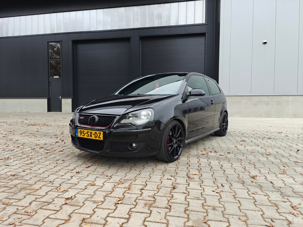 Volkswagen Polo 1.8 Turbo 110KW 2006 Zwart, Stof, 1139 kg, Zwart, 4 cilinders